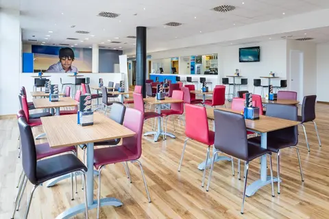 Travelodge Barcelona Cornella Fira in Cornellà de Llobregat — foto 9