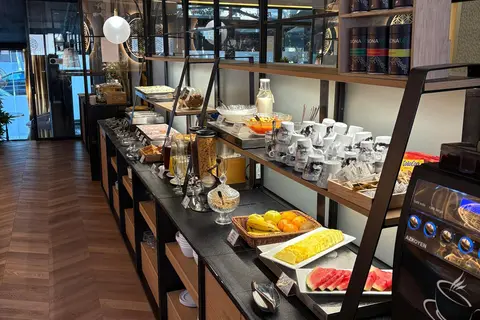 Hotel Suites Feria in Madrid — foto 14