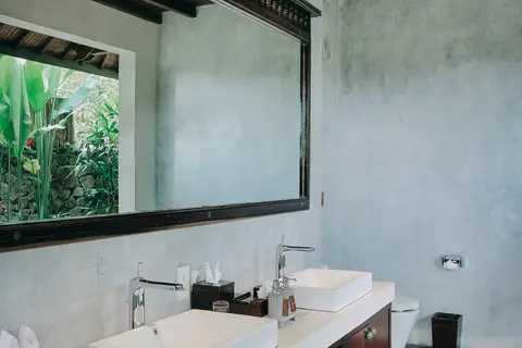 Beingsattvaa in Ubud, Kecamatan Gianyar, Kabupaten Gianyar, Bali, Indonesia — foto 4