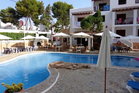 Benet Los Pinares Apartments in Santa Eulària des Riu, foto 12
