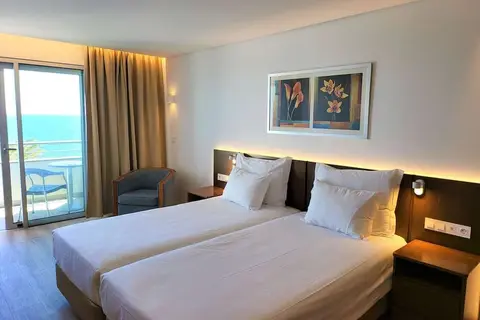 Hotel Roca Mar in Santa Cruz — foto 4