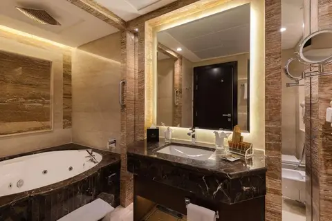 Landmark Premier Hotel in ديرة — foto 9