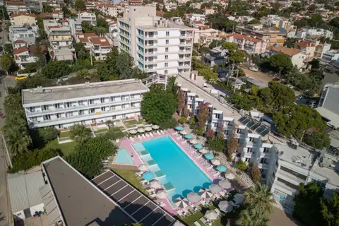 Marathon Beach in Δημοτική Ενότητα Νέας Φιλαδέλφειας — foto 8