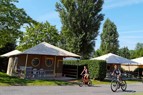 Camping Le Lac Des Sapins foto 13