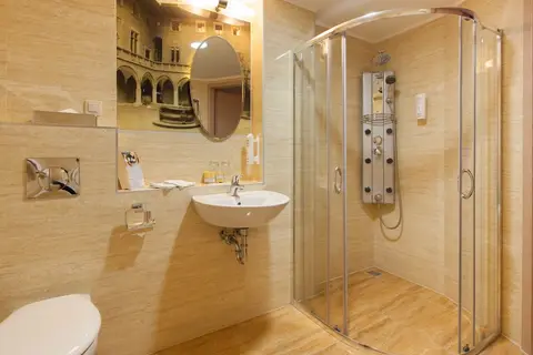 Hotel Galaxy in Krakau — foto 25