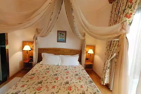 Xheko Imperial Luxury Hotel & SPA in Tirana — foto 2
