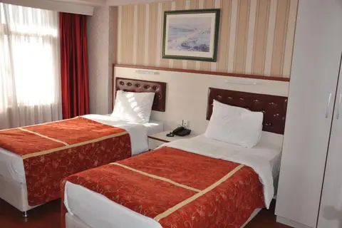 Tayhan Hotel in Fatih — foto 19