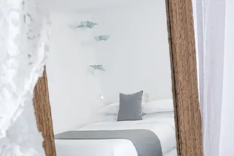 Mill Houses New Elegant Suites in Santorini Yachting Club, foto 21