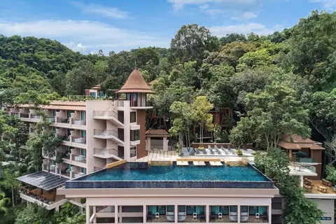 Avani Ao Nang Cliff Krabi Resort in บ้านอ่าวนาง