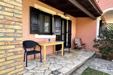 Genari beach apartments in Pyrgos — foto 3