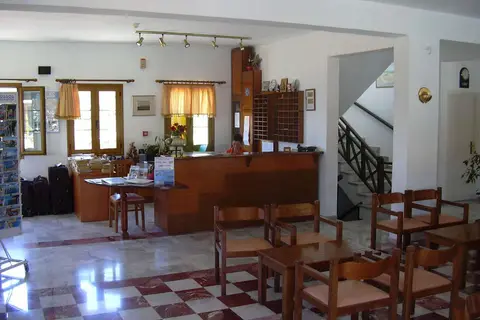 Camari Garden Hotel & Appartementen in Gerani — foto 9