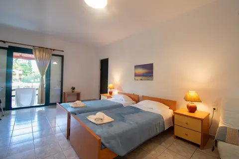 Rivendell Holiday Appartments in Κάτω Κορακιάνα — foto 27