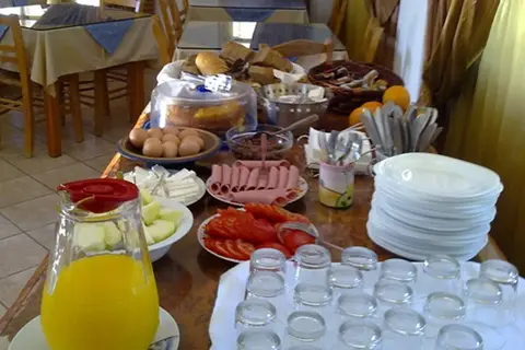 Dimitris Resort Hotel in Matala
