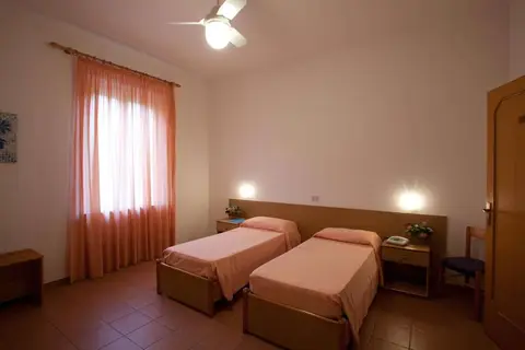 Hotel Moderno in Acquappesa — foto 2