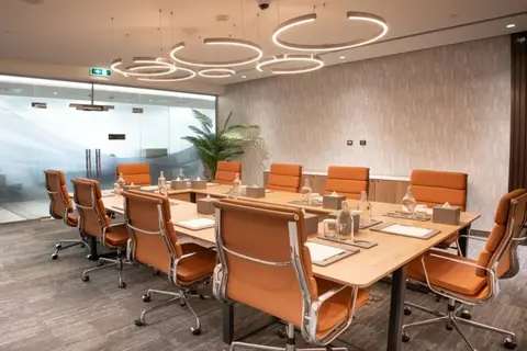 The First Collection Dubai Business Bay in Dubai — foto 13