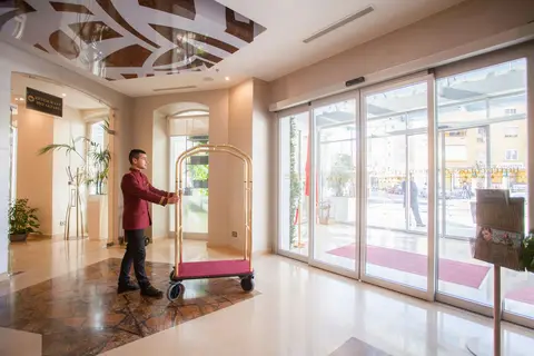 Hotel Colosseo Tirana in Tirana — foto 10
