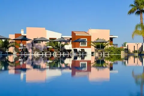 Hotel en appartementen Vitor's Village in Ferragudo — foto 9