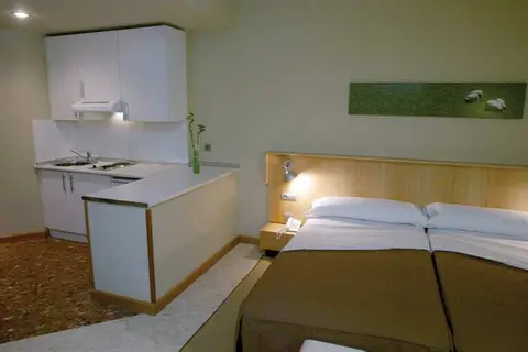 Apartahotel Exe Campus San Mamés in León — foto 20