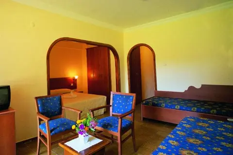 Dogan Paradise Beach in Menderes, foto 12