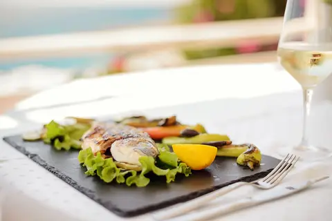 Epirus Hotel in Sarandë — foto 25