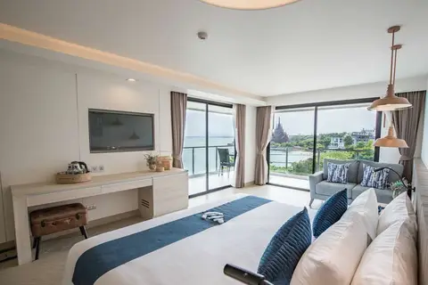 Golden Tulip Pattaya Beach Resort in พัทยา — foto 25