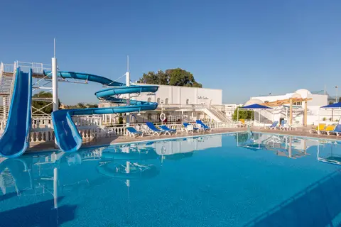 Samira Club in منارة الحمامات