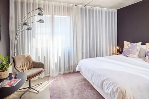 BANKS Antwerp foto 2