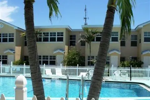 Barefoot Beach Resort in Indian Shores — foto 13