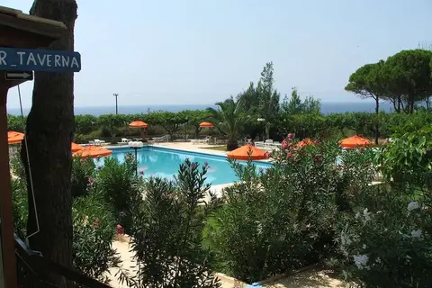 Irinna Hotel in Σβορωνάτα — foto 14