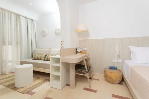 Nusa Suites & Villas in Pallini Municipal Unit — foto 17