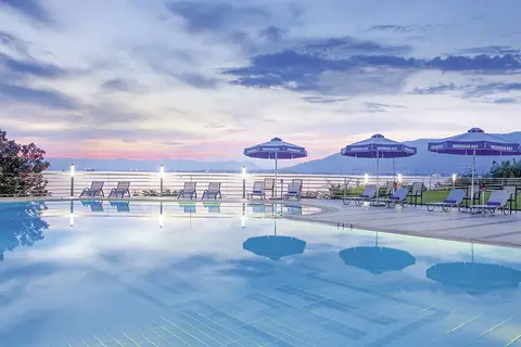 Messinian Bay Hotel in Kalamata — foto 3