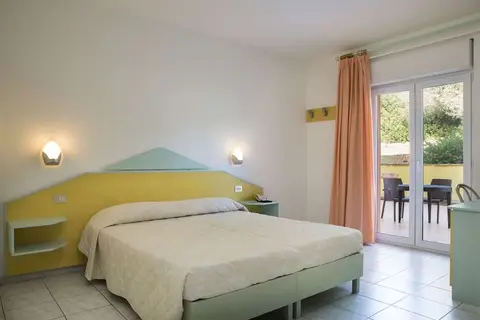 Lu' Hotel Porto Pino in Sant'anna Arresi — foto 4