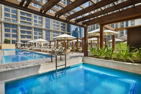 Hilton Dubai Al Habtoor City in دبي — foto 2
