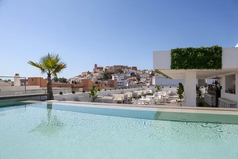 El Puerto ibiza foto 1