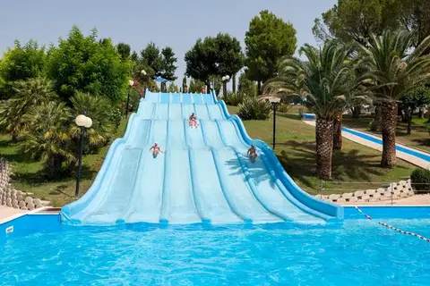 Verde Azzurro Holiday Village in Cingoli — foto 8