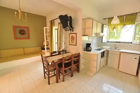 Elena Apartments Corfu in Αχαράβη — foto 24