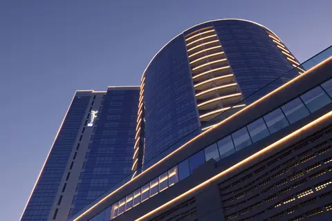 Radisson Blu Hotel Dubai Waterfront in Business Bay