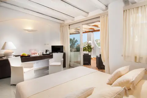 Hotel Punta Est in Baja Sardinia — foto 29