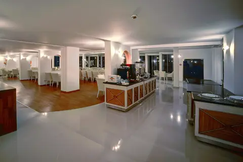 Jasmine Court Hotel & Casino in Girne, foto 2