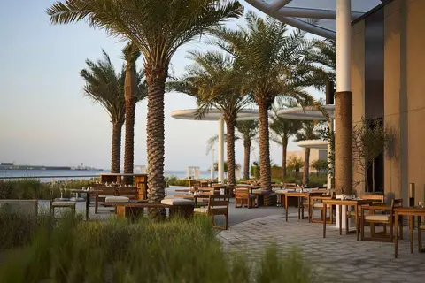 Erth Abu Dhabi in المُزُون — foto 6