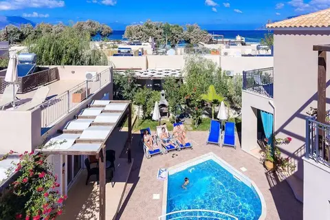 Azure Beach Villas - inclusief huurauto in Nopigia