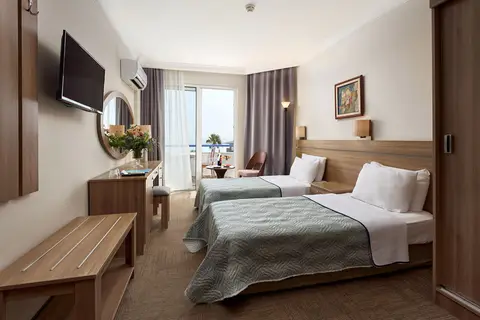 Elysee Beach Hotel in Alanya — foto 2