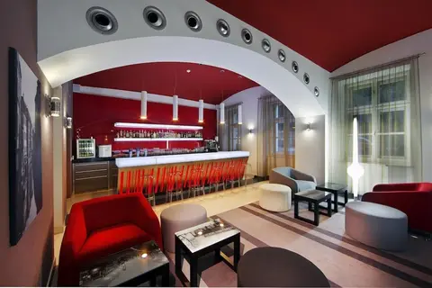 Red & Blue Design Hotel Prague in Praag — foto 8
