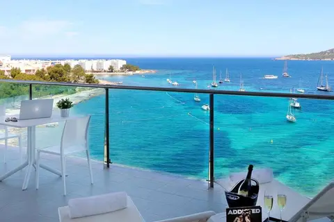 Axel Beach Ibiza in Sant Josep de sa Talaia — foto 18