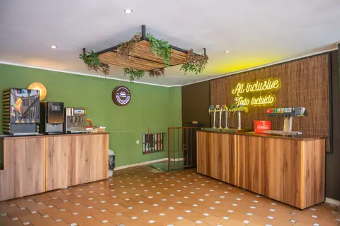 Hotel Parasol by Dorobe in Torremolinos — foto 7
