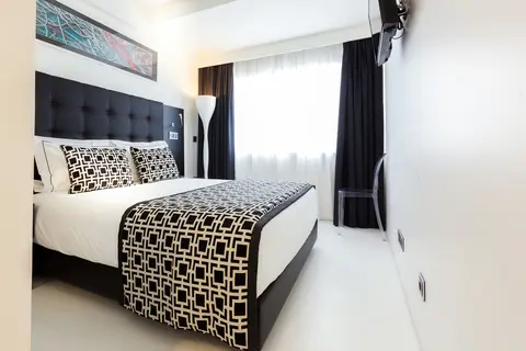 Faro Boutique Hotel in Mexilhoeira Grande