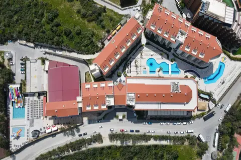 Ramada Hotel & Suites by Wyndham Kusadasi in Kusadasi — foto 22
