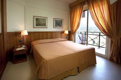 Hotel Vis a Vis in Sestri Levante — foto 17