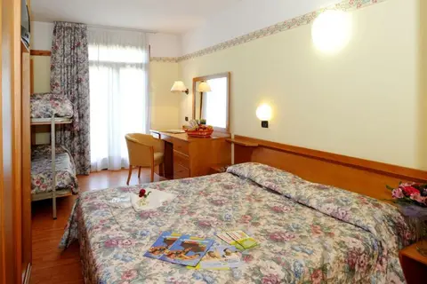 Park Hotel Jolanda in San Zeno Di Montagna — foto 2