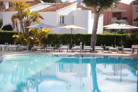 La Pérgola Aparthotel in Calvià — foto 12